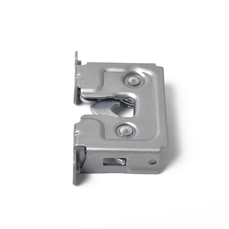 

Передняя Нижняя защелка капота 51237115229/ 51237115228 для BMW E60 523i 525i 520i 528i 530i 04-11