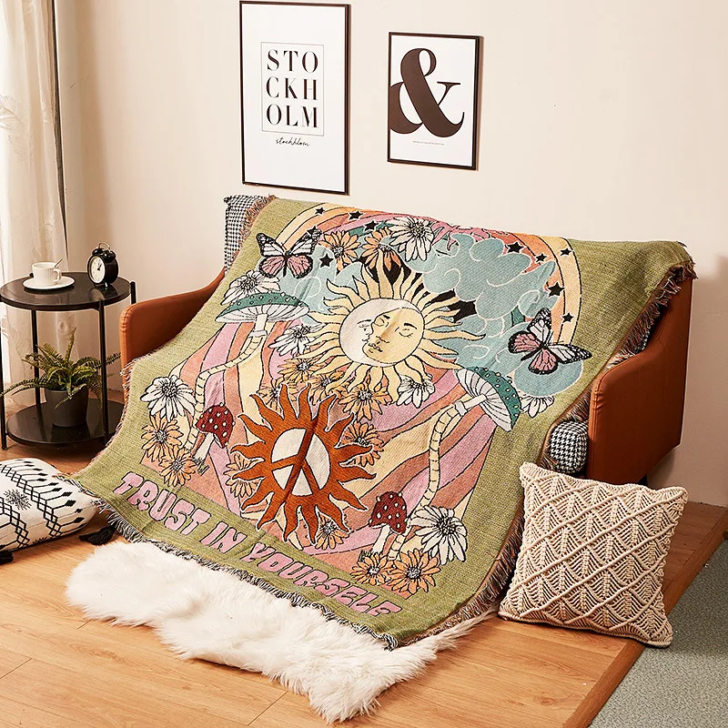 

Jacquard Knitted Tapestry Sofa Cover, Double-Sided Use of Raw Edge, Casual Illustration Style, Nap Blanket