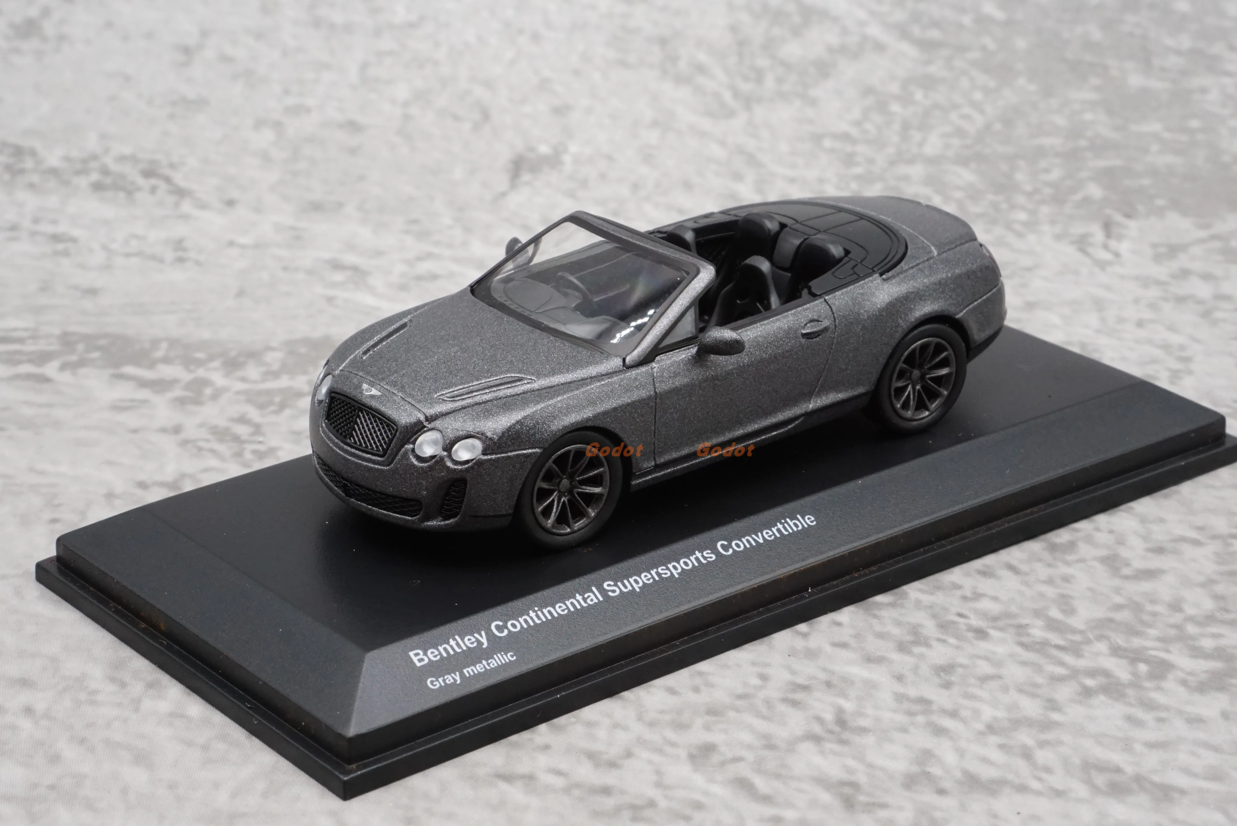 

KYOSHO 1:64 Bentley Continental Alloy car model Furnishing articles collection