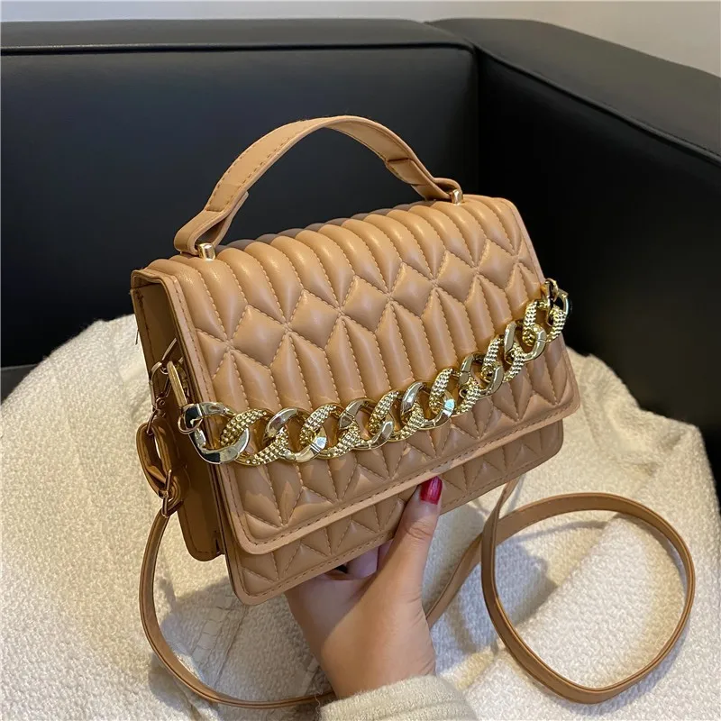 

New Retro Embossed Women's Chain Bags Shoulder Bag Handbag Female Fashion Rhombus Messenger Bag Luxury Designer Bag