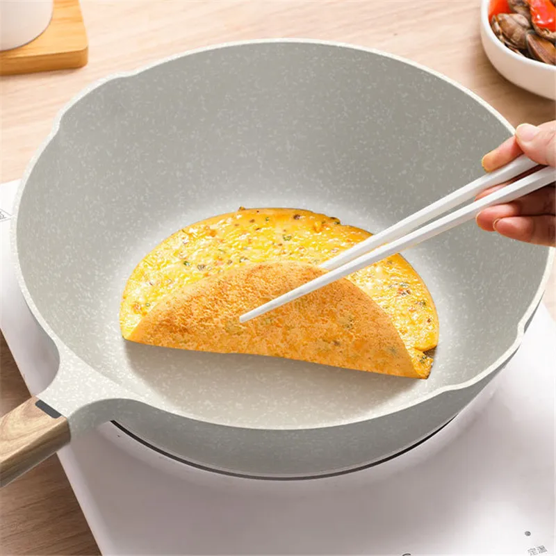 Padella antiaderente da cucina con manico in legno frittata pentola cottura  bistecca padella utensili da cucina induzione Crepe Maker padella -  AliExpress