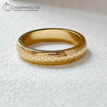 Anelli in acciaio inossidabile per uomo donna colore oro 4mm anello da dito a forma di nido d'ape Size5/6/7/8/9/10 # gioielli impermeabili di alta qualità