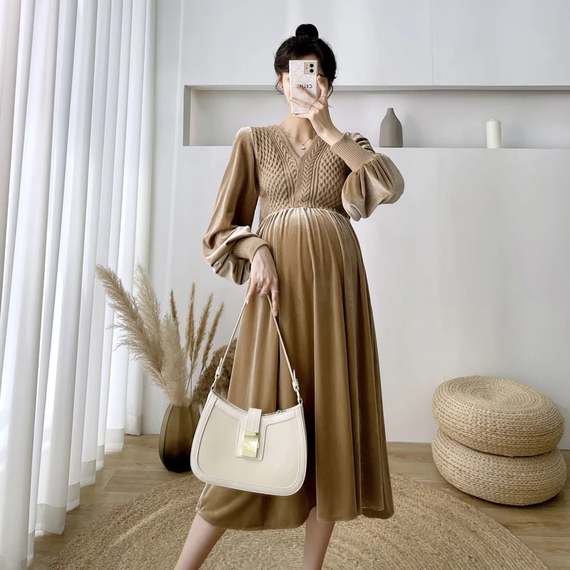 

1018# Autumn Winter Korean Fashion Velvet Maternity Dress Elegant A Line Slim Clothes for Pregnant Women Chic Ins Pregnancy
