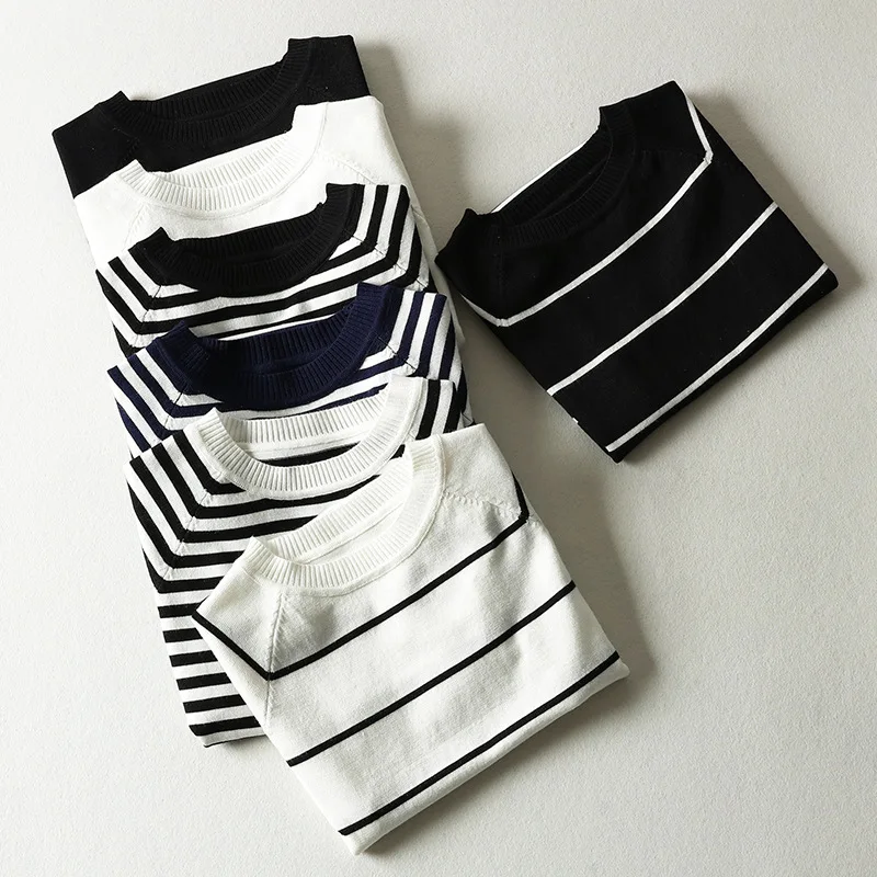 

2023 Ins New Spring Women Stripe Shirts Short Sleeve Knit Shirts Women Clothing Fashion Tops Knit Shirts