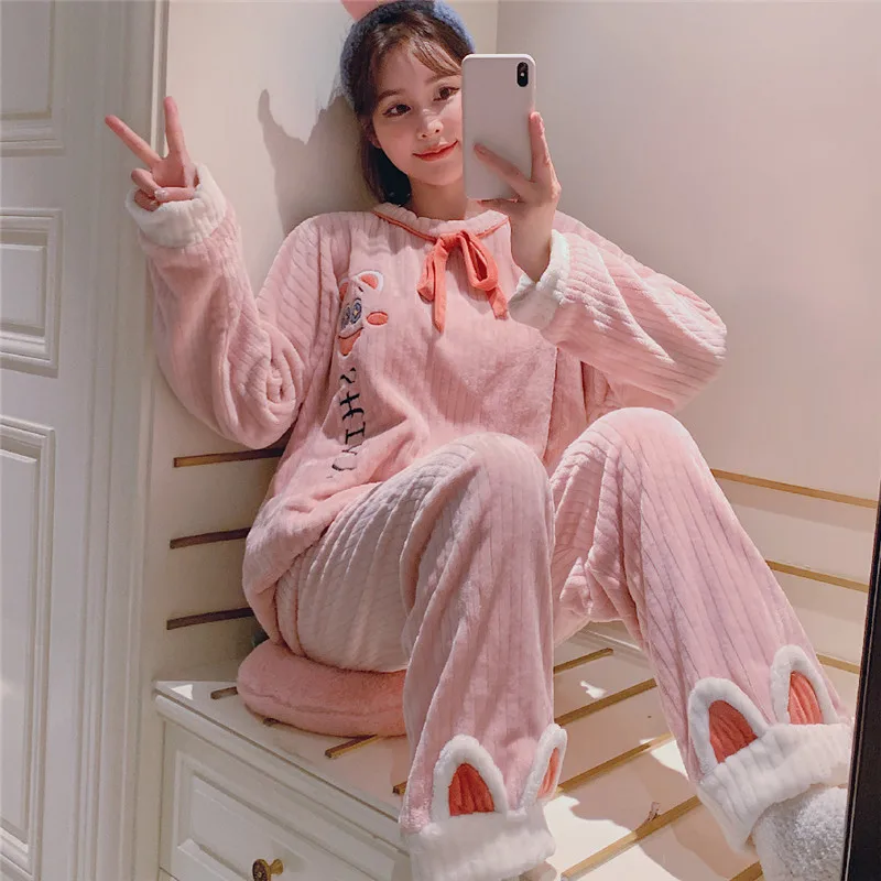Kawaii Pajamas Set for Women Winter Warm Flannel Pink Cat Homesuit for Young Ladies Pyjama Mujer Thick Roomwear Cute Nightgown