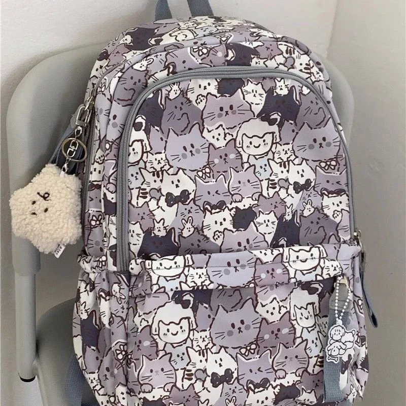 thumbnail image 1 of MBTI - Mochila de nailon con diseño de gato para mujer, estilo kawaii, de gran capacidad, informal, para viajes, para estudiantes, estética, 1 of 4
