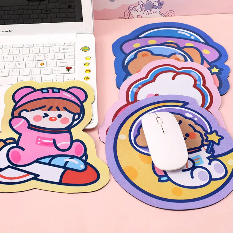 

Ins Kawaii Mouse Pad Rubber Mat Cartoon Astronaut Table Mat Cute Desktop Anti-skid Pad Gaming Mouse Pad Keyboard Protective Pad