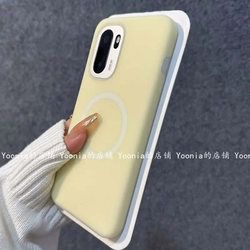 New Soft and Drop-Proof Magnetic Liquid Silicone Phone Back Cover