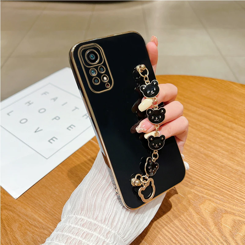 Coque de téléphone plaquée avec support de Bracelet ours, étui avec chaîne de poignet pour Xiaomi Note 11 8 12 10 Pro Max 8T 11s 7 Redmi 9 9A 9T 9C_voghion.com
