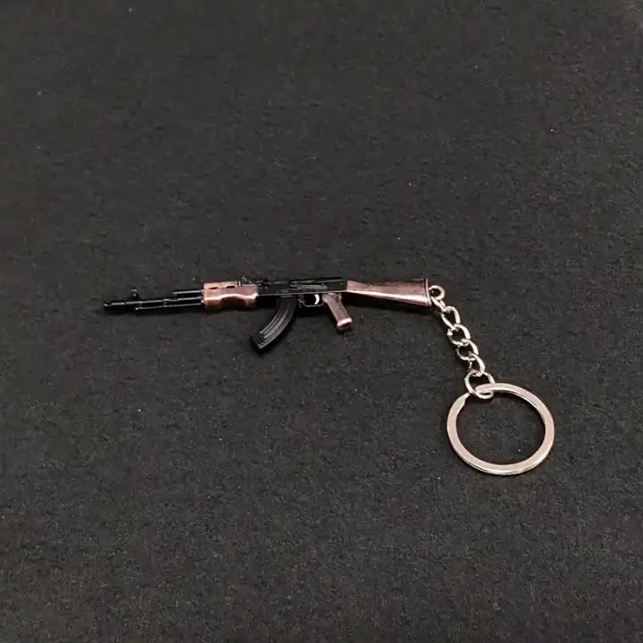 Mini llavero modelo de pistola de 9cm, modelo de AKS-47, joyería, arma, colgante de Metal, llavero, bolsa, llaveros de coche, regalo para niños y hombr - AliExprs 36 Mini llavero modelo de pistola de 9cm, modelo de AKS-47, joyería, arma, colgante de Metal, llavero, bolsa, llaveros de coche, regalo para niños y hombr - AliExprs 36