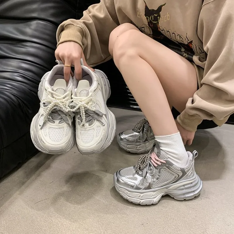 Breathable Women's Vulcanized Trainers With Front Lace-up Design_voghion.com