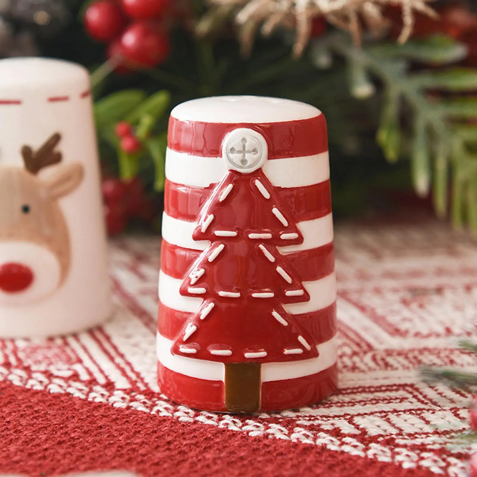 Seasoning Jar Salt Shaker Salt Pepper Shakers 2Pcs Christmas Salt and Pepper Shakers Spice Organizer Bottle Sugar Bowl