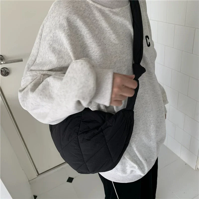 Large Capacity Messenger Bag Daily Outings/Shopping Soft Handbag Men Women Crossbody Bag High Quality Shoulder Bag