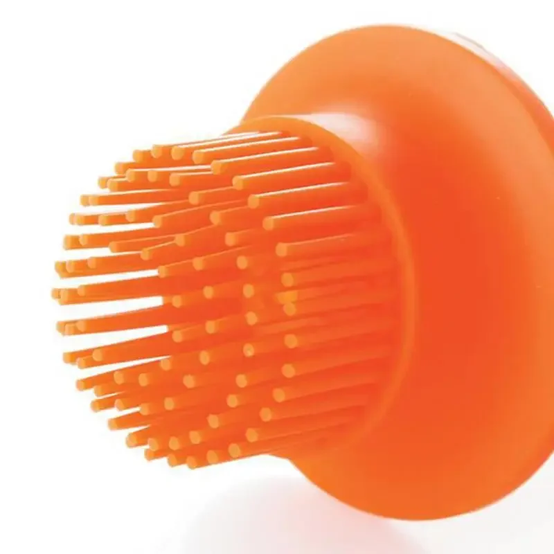 Silicone BBQ Grill Oil Bottle with Brushes BBQ Heat Resistant Baking Oil Brushes with Case Kitchen Tools Cover Tool