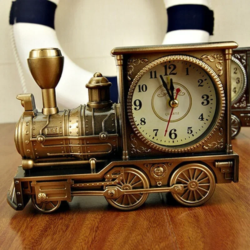 

New Creative Antique Locomotive Alarm Clock Student Fashion Plastic Model Alarm Clock Accessories Table Desk Decor