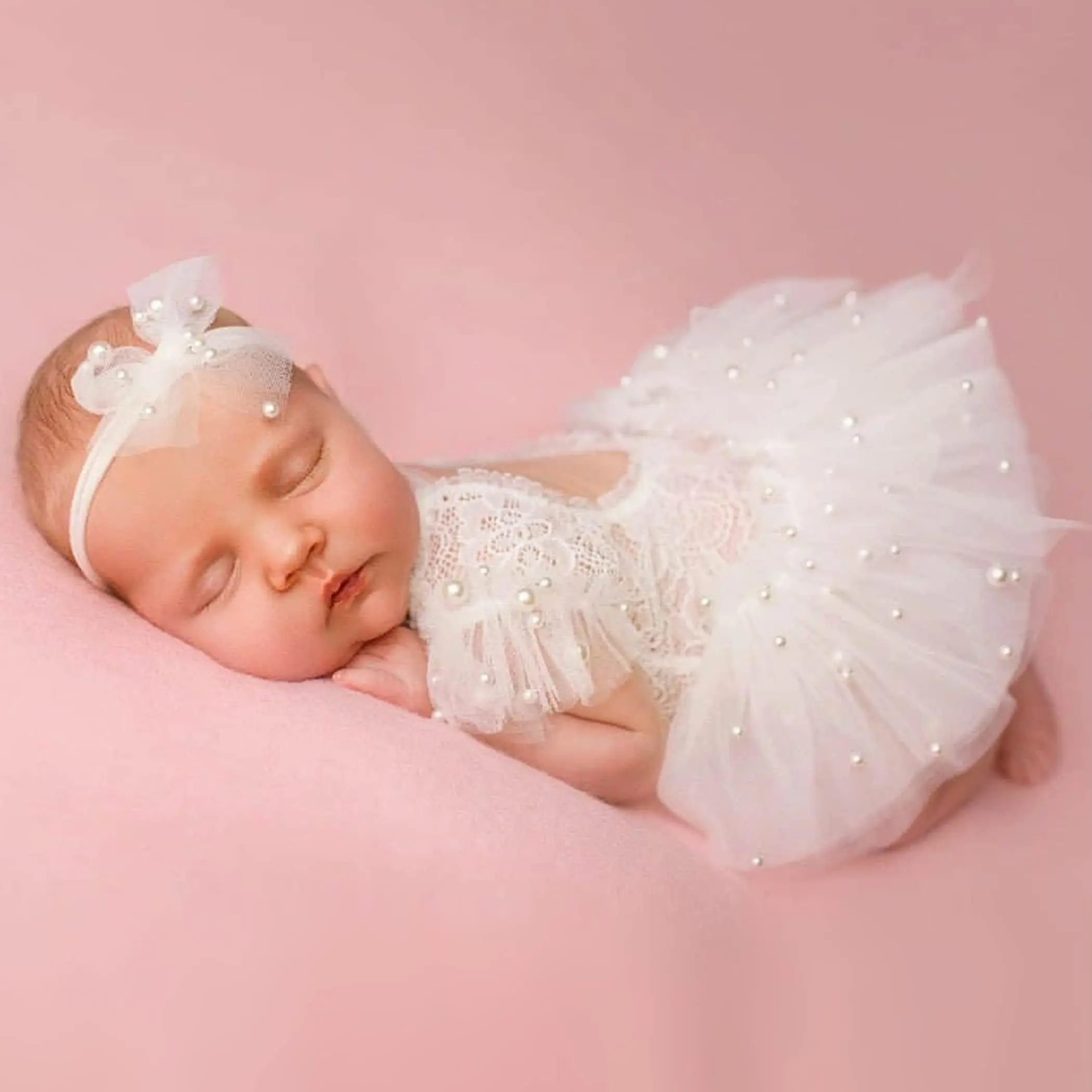 

Newborn Photography Outfits Girl Newborn Photography Props White Pearl Lace Rompers Newborn Girl Photoshoot Outfits Halloween