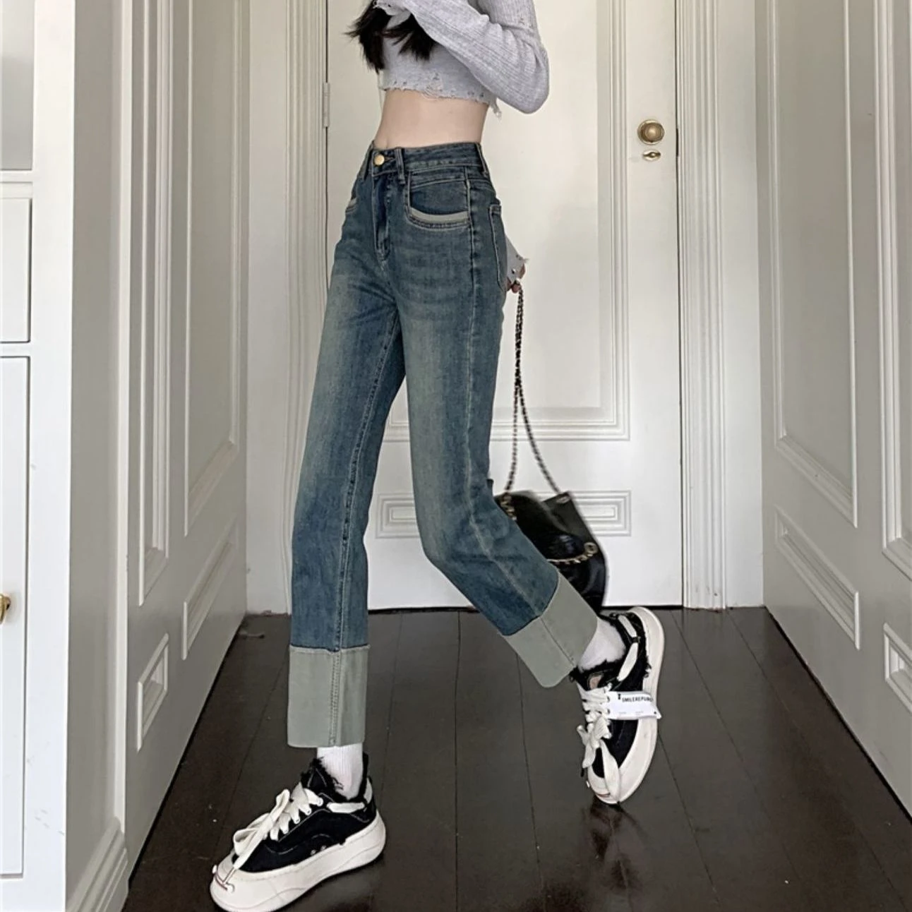 Spring 2024 new small high-waisted thin splicing loose narrow version of the American pipe straight jeans children