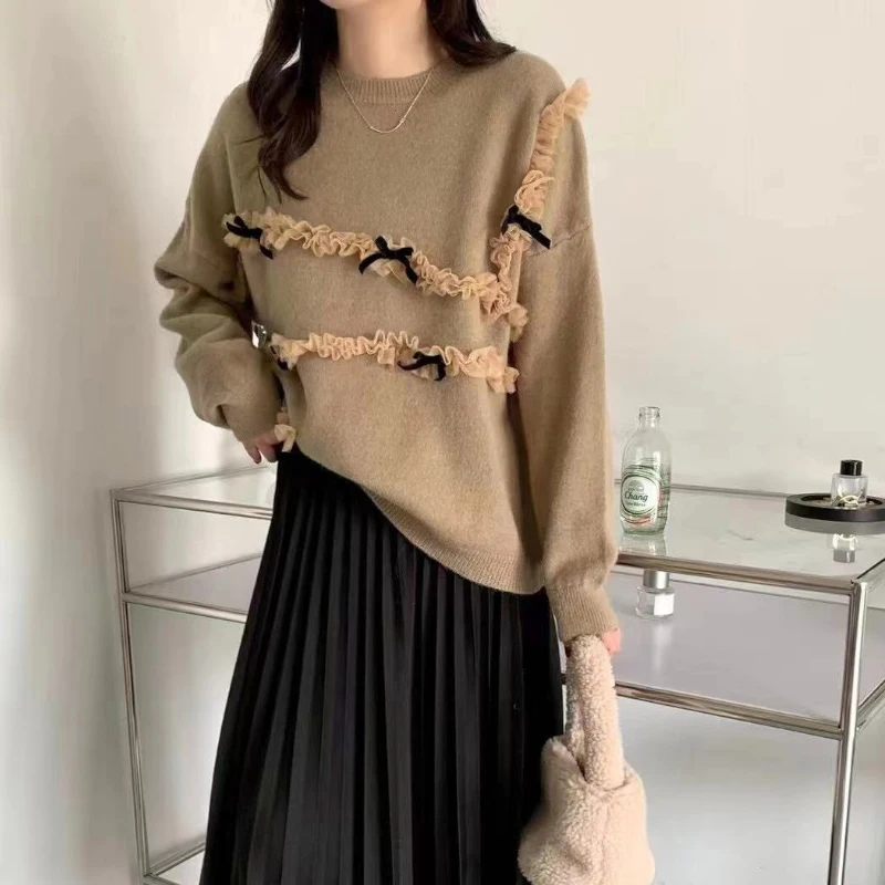 

2022 New Arrival Autumn/winter Women Loose Casual O-neck Long Sleeve Pullover Sweet Cute Lace Patchwork Knitted Sweater V870