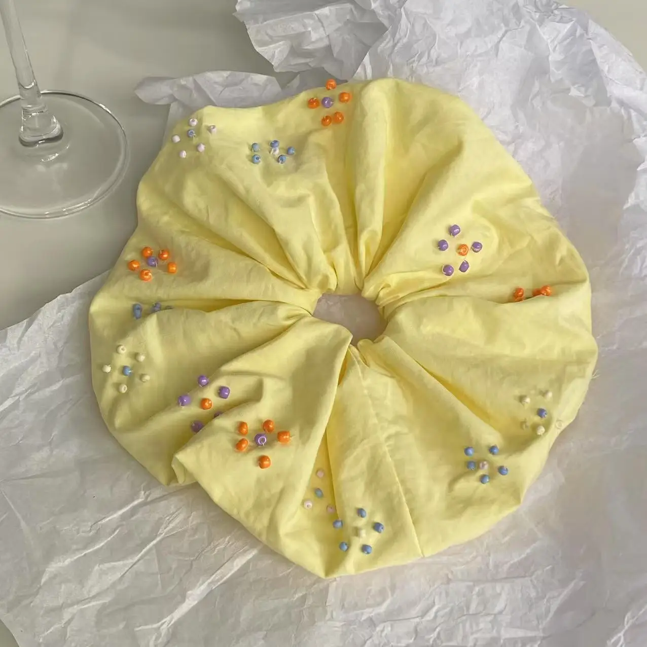 1PC Yellow Beaded Scrunchie, Colorful Pearl - Decorated Hair Tie, Chic Hair Accessory for Women, Perfect for Stylish Updos