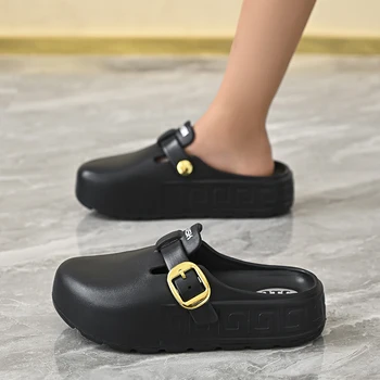 أحذية النساء 2025 نموذج جديد لاستبدال المكتب أحذية كسول مضادة للانزلاق للعمل نصف الوجه يتخبط قبعات لأصابع القدم ملابس خارجية للصيف 2