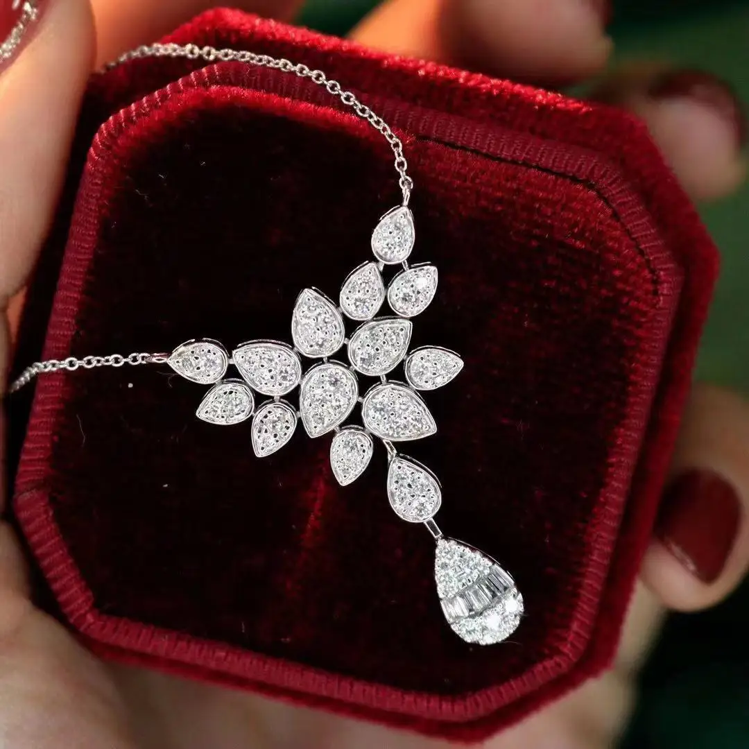 

2022 NEW Luxury Flower Water Drop Chain Pendant Necklace For Women Geometry Full Of Diamonds Engagement Valentine's Day Jewelry