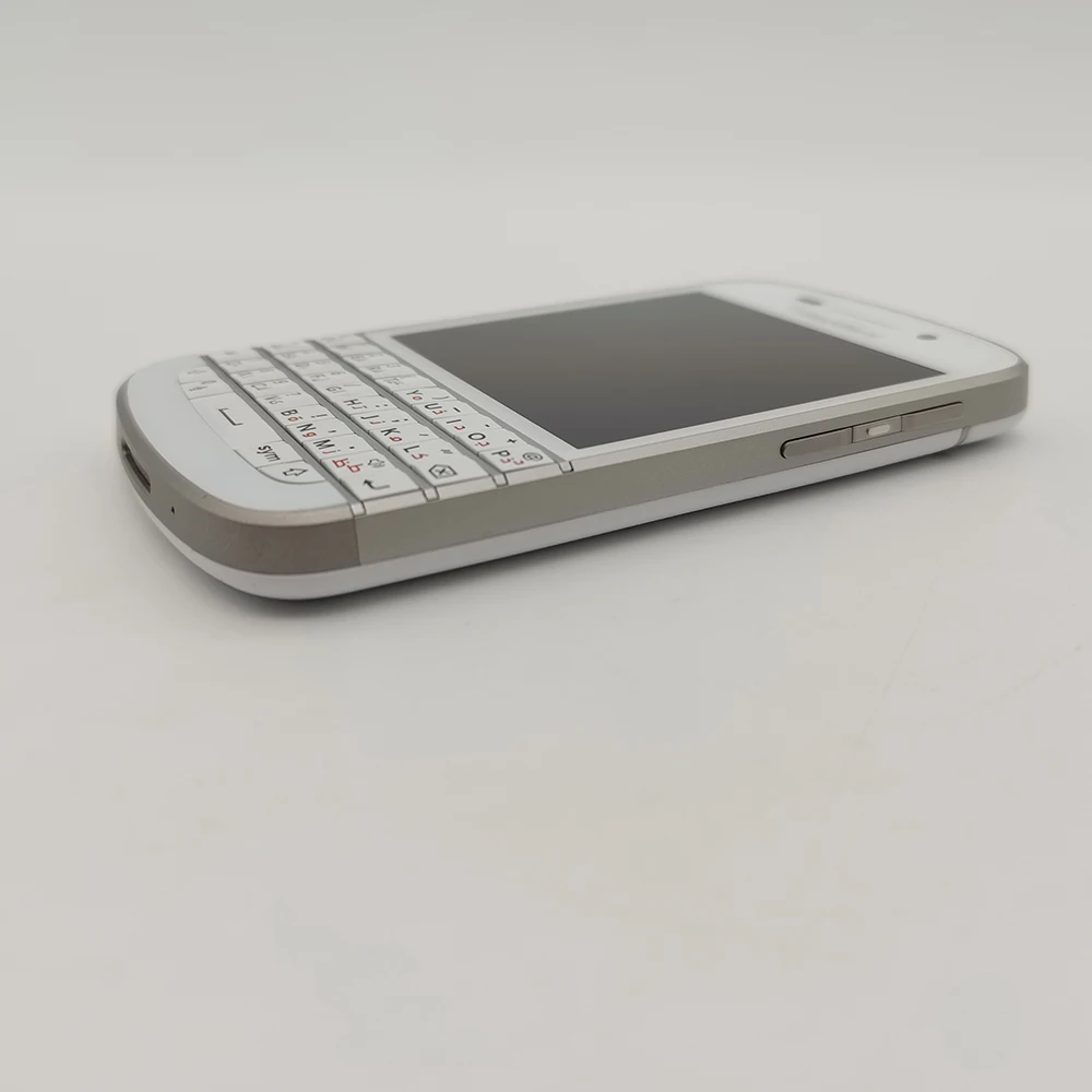 Blackberry Q10 Original Unlocked 16GB 8MP QWERTY 3.1