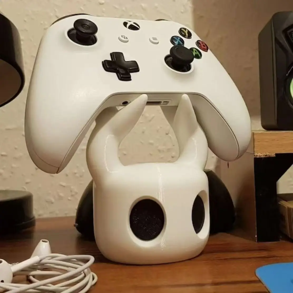 Supporto per controller di gioco creativo Cartoon Ghost per PS5/XBOX/switch Design luminoso Accessori da gioco per display desktop cool