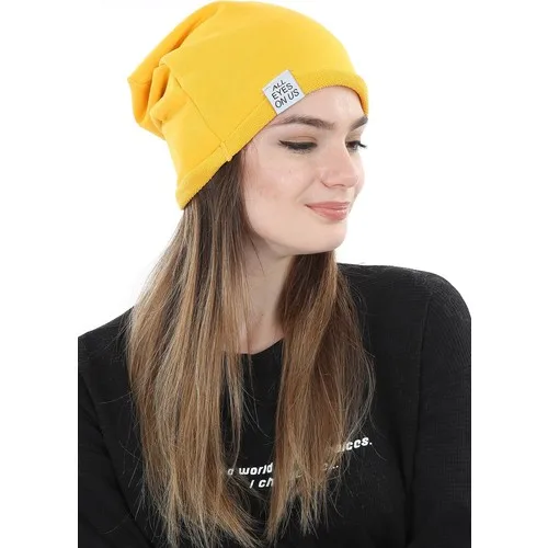 Beanie Wanita Mossta All Eyes On Us 