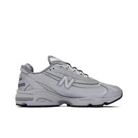 Chaussures de course basses New Balance NB1000 pour homme, gris/argent, avec bout arrondi, respirabilité confortable et amorti M1000TE 2