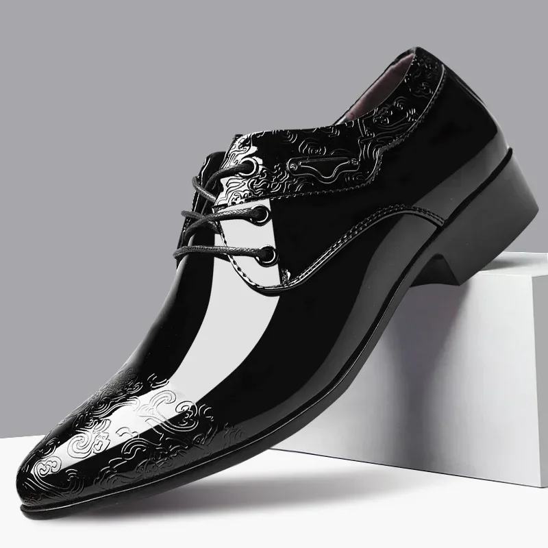 

Oxford shoes for men luxury patent leather wedding shoes office slip on men work shoe New Pointed Toe derbies sapatos masculinos