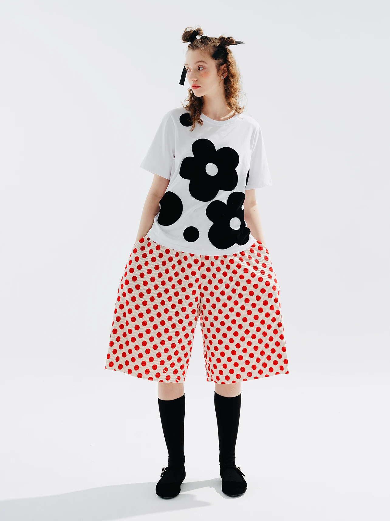 Red Wave Point Pants By Vibrant