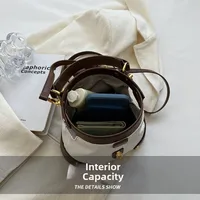 Nouveau Sac à bandoulière Vintage de luxe en cuir boucle en métal sac de messager classique décontracté ​   Sac à bandoulière pour femme 5