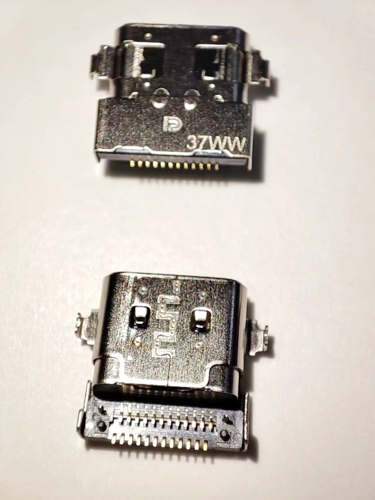 Рисунок 3 - Новый разъем для зарядного устройства