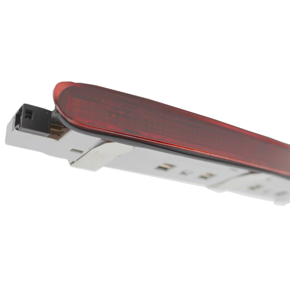 

Red Lens LED Trunk Boot Third Brake Stop Light For Mercedes W203 C Class 2000-2007 Additional Brake Lights Accessories