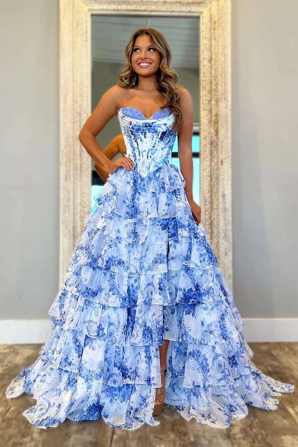 cocktail dress black and gold Black Floral Floor Length Prom Dress, A-Line Black Evening Dress US 8 / Black main image 1