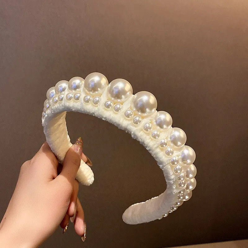 Koreanische Luxus Stoff Imitation Perle Stirnbänder für Frauen Twisted Super Shiny Blatt Voller Strass Haar Hoop Trendy Zubehör – Detail 4