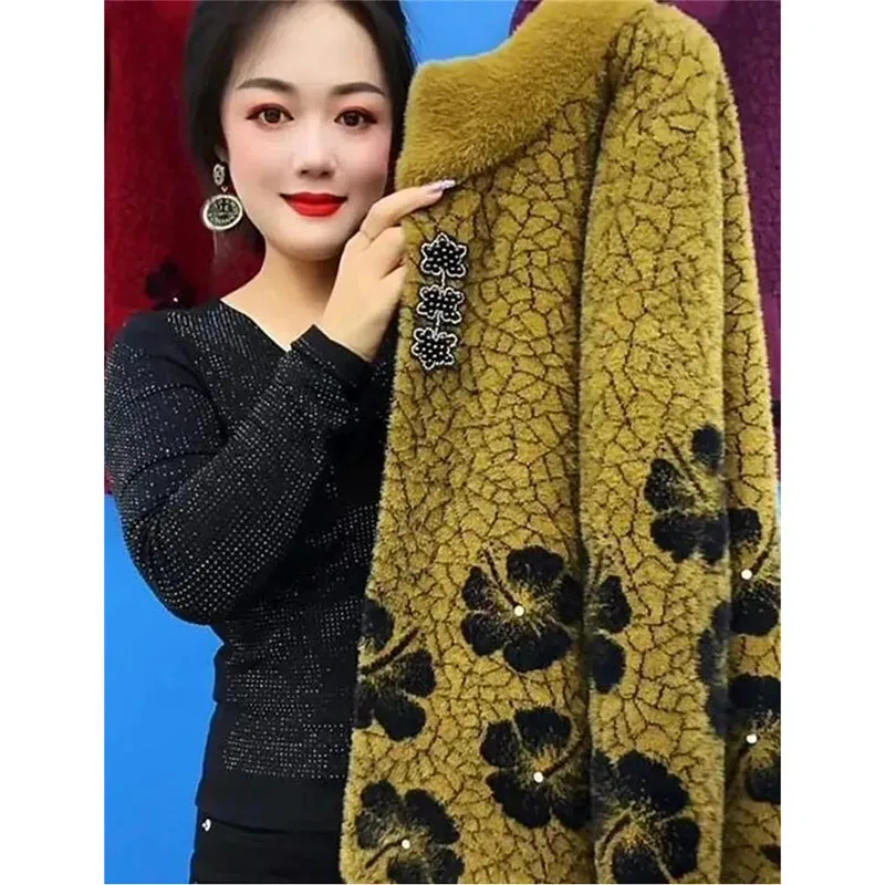 

5XL New Middle Aged Mother's Winter Jacket Women Imitation Mink Cashmere Coat Thicken Warm Knitted Woolen Outewear Female Tops