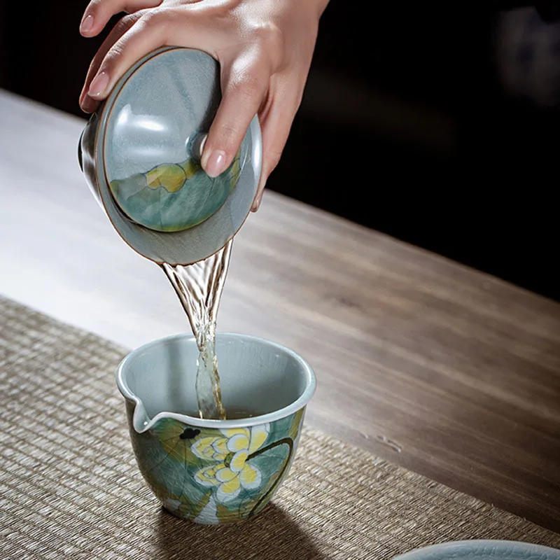 110ml Borneol Glaze Sancai Covered Bowl Hand-painted Lotus Art Ceramic Tea Tureen Tea Maker Gaiwan With Cover Kung Fu Set