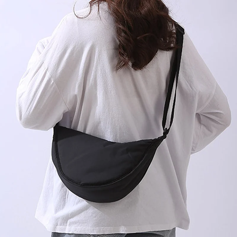 솔리드 컬러 여성 휴대용 어깨 가방 간단한 여성 나일론 천 패딩 크로스 바디 가방 여행 지갑 핸드백 메신저 가방