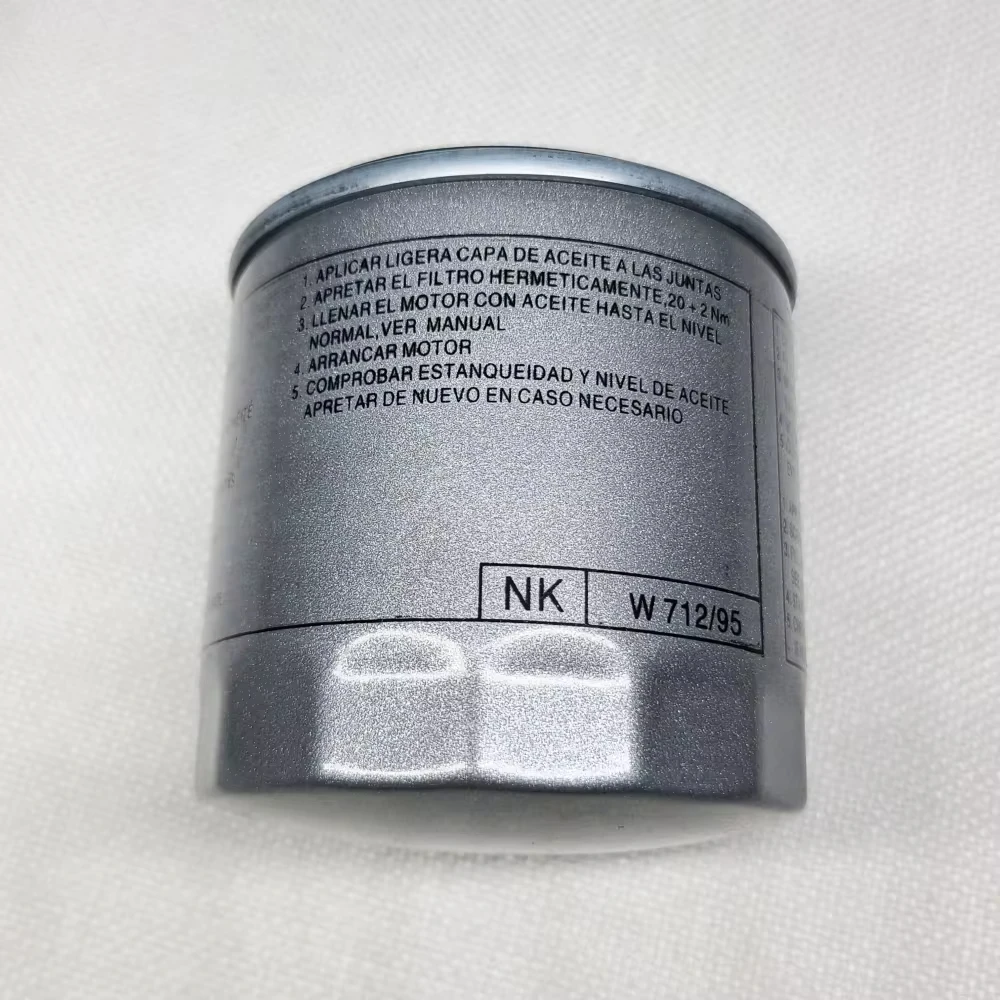 04E115561H Auto Part Oil Filter A1 A3 A4 A5 Q2 VW Golf Jetta Engine Oil Filter car accessories car oil filter car filter