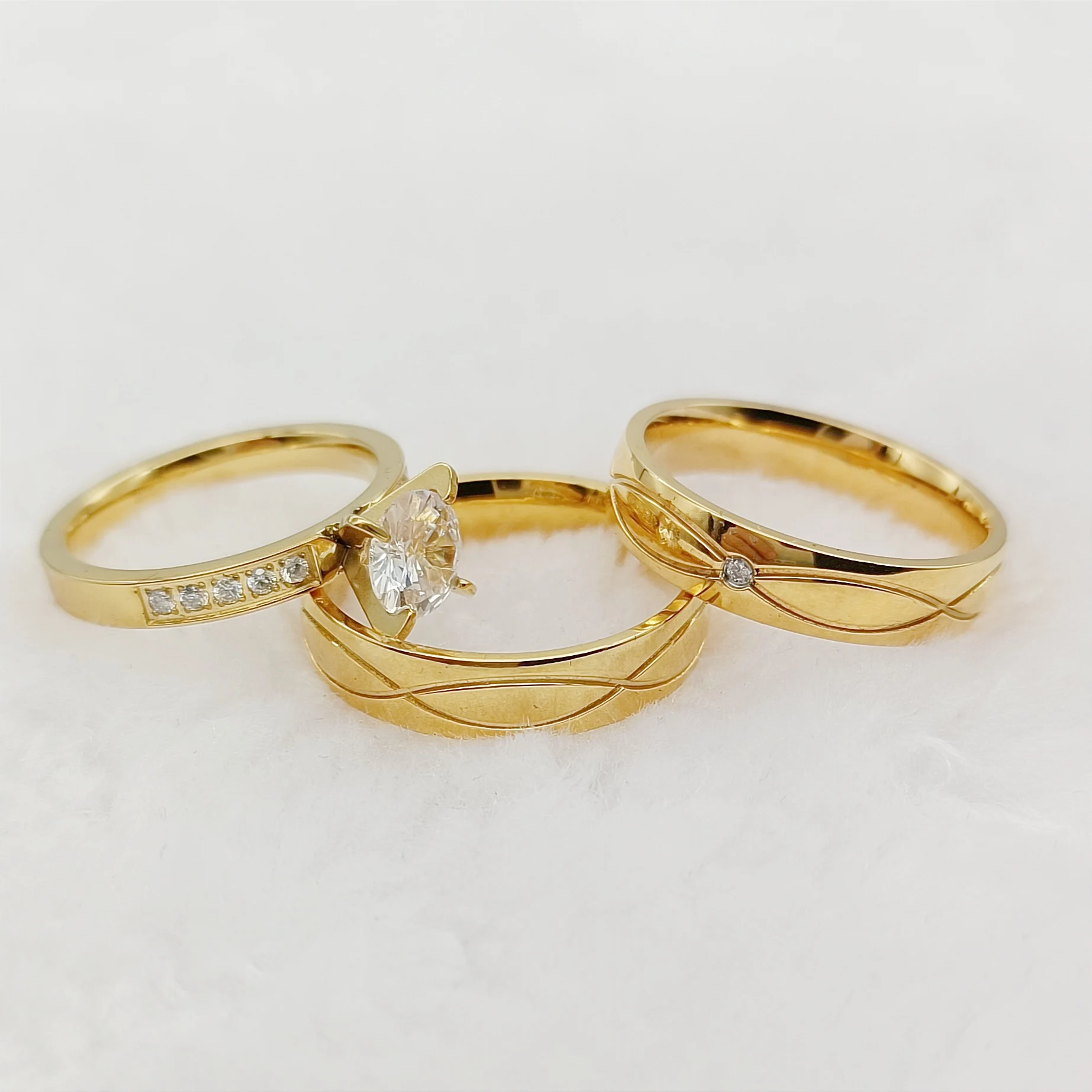 Yellow Gold Double Striped Patterned Wedding Ring For Set