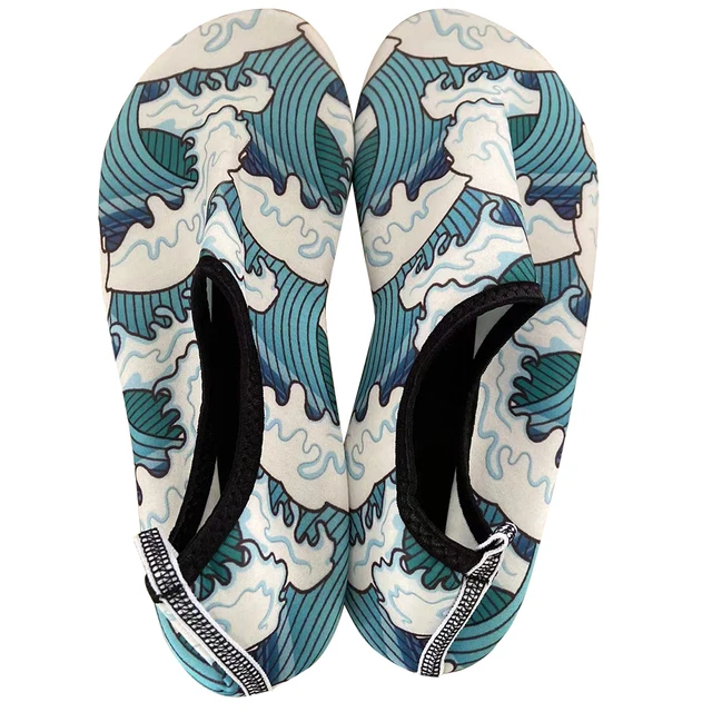 Beach Shoes Anti Slip Summer Water Barefoot Flat Shoes Women Men Swimming Diving Seaside Pool Beach Socks Sneakers 4