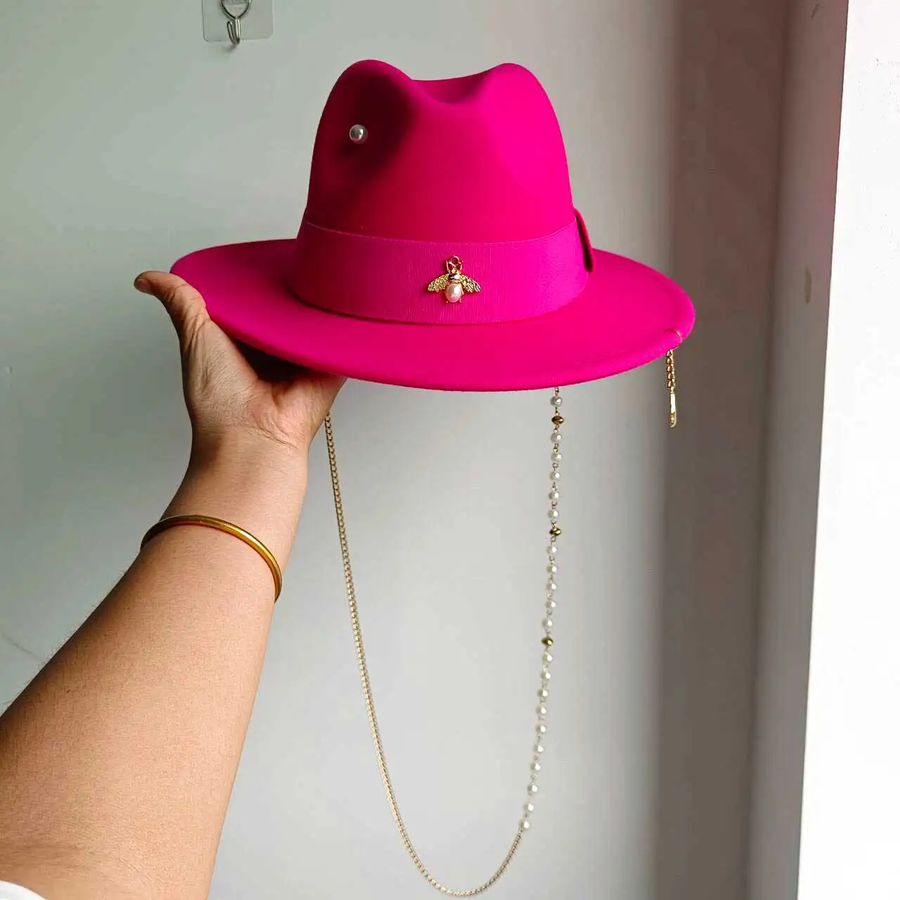 Doppelte Kette Riemen Hut Flat Top Fedora Französisch Damen Herbst und Winter Damen Hut mit breiter Krempe Sombrero Homme – Detail 11