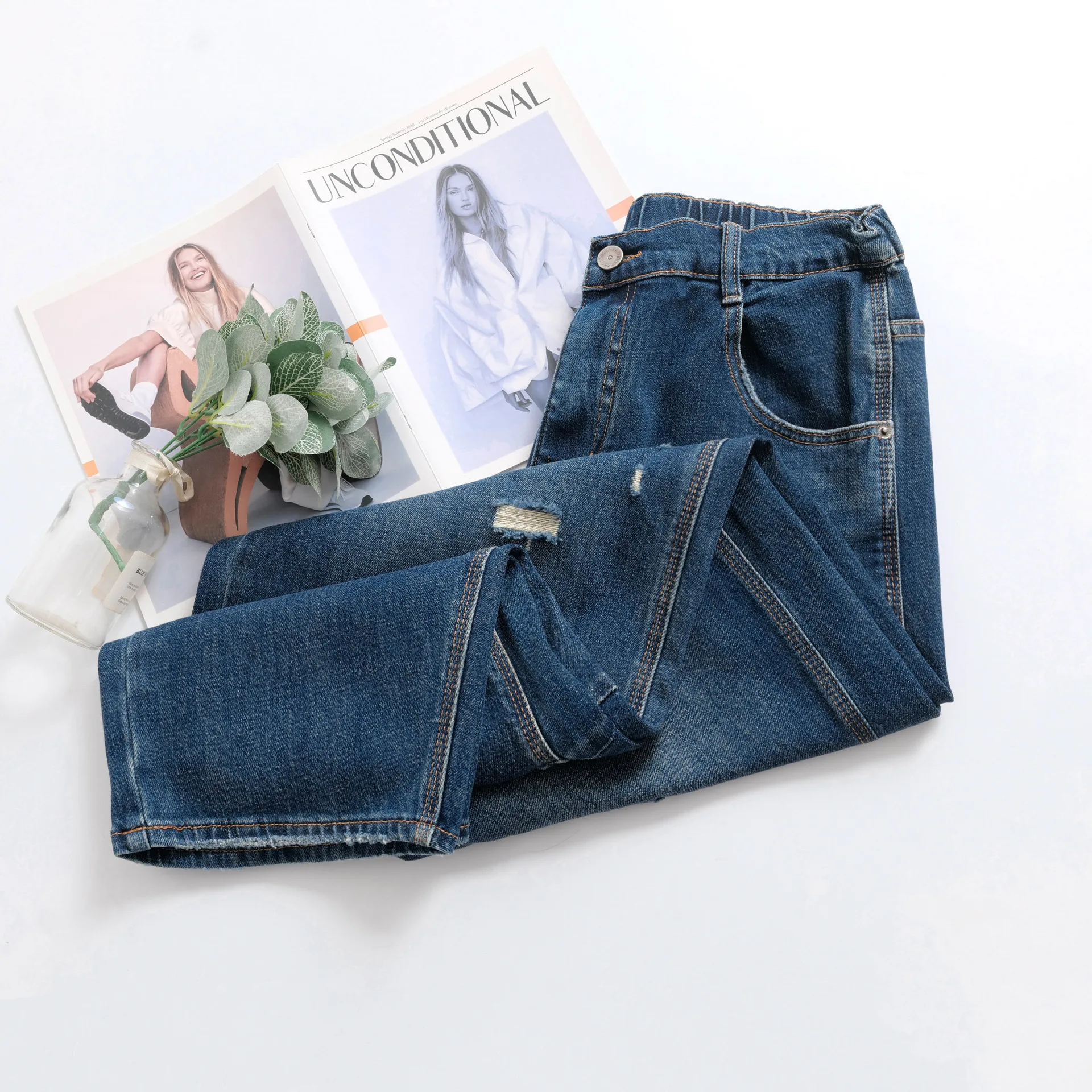 Fashion Plus Size Women's Wide Leg Jeans Autumn New Fashion Ripped Denim Curved Premium Stretch Denim Full Length Casual Pants