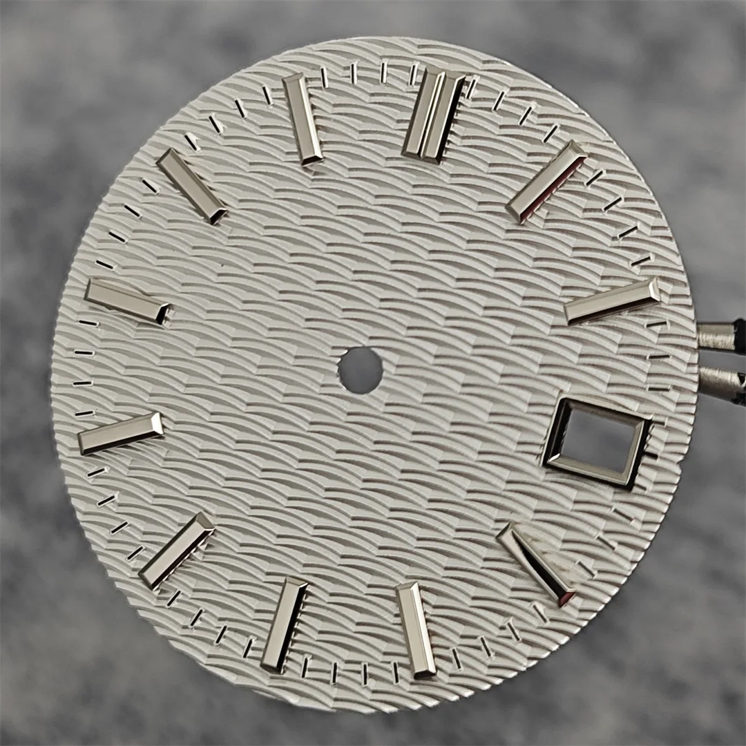 Watch Dial Accessories 28.5mm NH35 Dial Wave Textured Surface No Luminescence for NH35 Movement