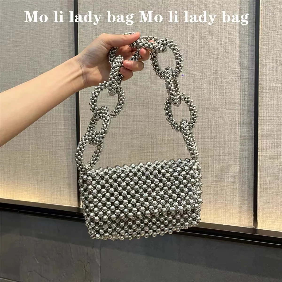 

Women Fashion Handbag Hollow Out Beads Beading Woven Handmade Square Bag Lady Purse Female Casual Bag Shoulder Underarm Bag