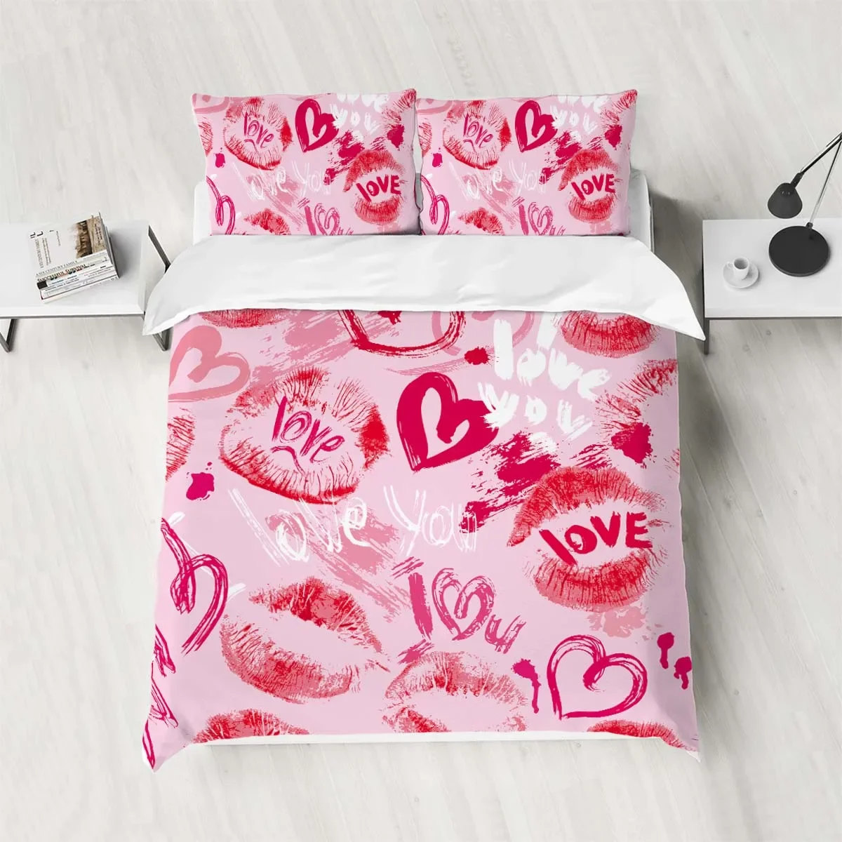 Valentine's Day Heart bedding set, skin friendly, warm, comfortable, warm pink surface, red lip print with a heart pattern