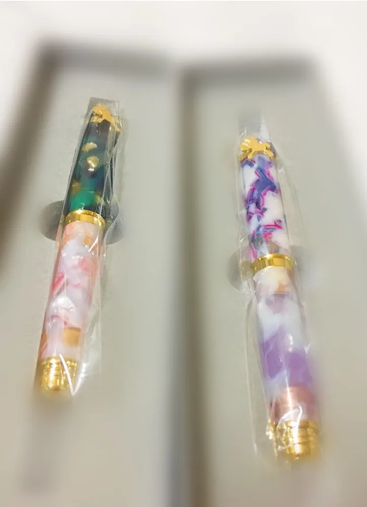 귀여운 반려동물 시리즈 셀룰로이드 미니 짧은 여행 만년필, 탄성 펜촉, 수제 펜..