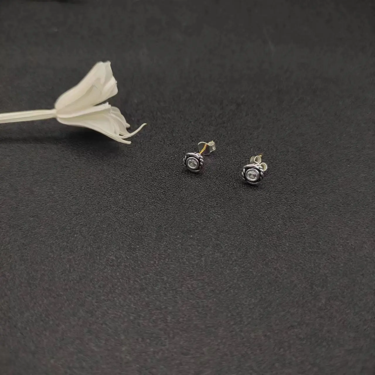 HSC DY Gold Hook Twisted Wire Buckle Earrings in Sterling Silver with 14K Yellow PlatedPlated