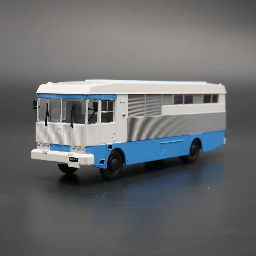 

IXO / IST 1:72 JELCZ-MIELEC WZT Diecast Car Alloy Toy Bus Model